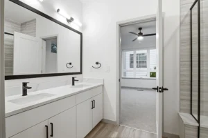 Master-Bathroom-with-Dual-Vanity-Sinks
